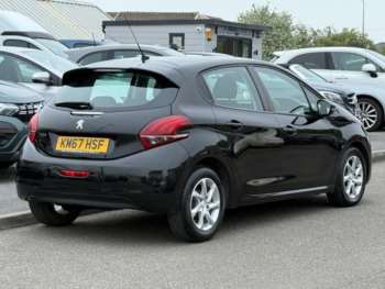 Used Peugeot 208 2017 for sale - 74470033: Photo