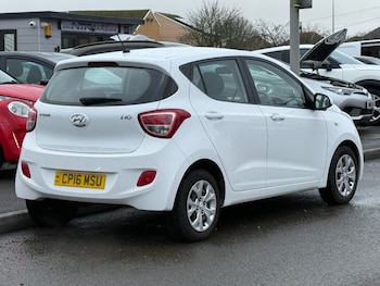 Used Hyundai i10 2016 for sale - 79000765: Photo