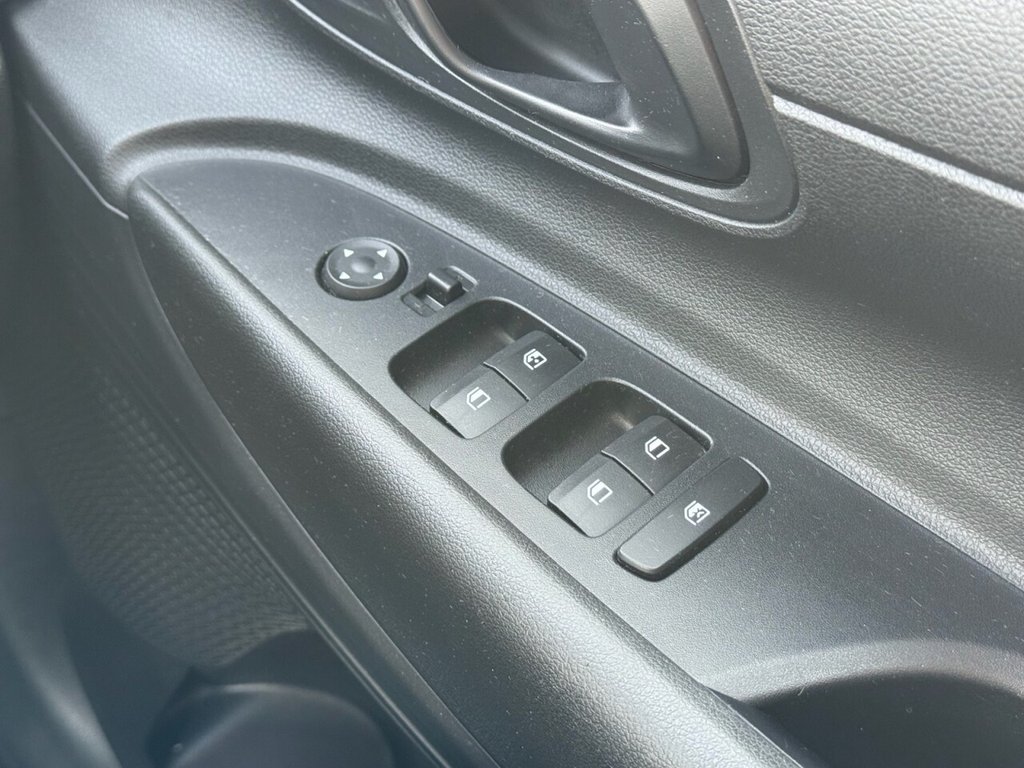 Used Hyundai i20 2023 for sale - 76396183: Photo 13