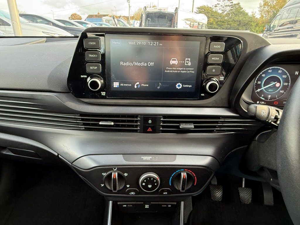 Used Hyundai i20 2023 for sale - 76396183: Photo 8