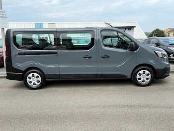 Used Renault Trafic 2023 for sale - 75456683: Photo