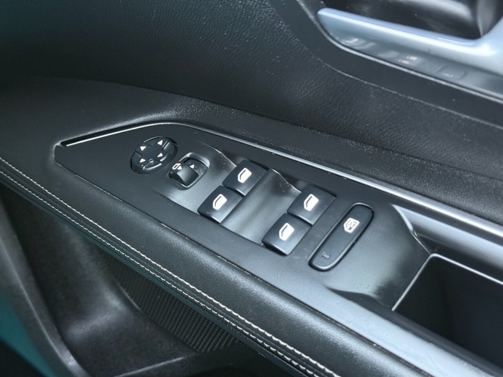 Used Peugeot 3008 2020 for sale - 76148168: Photo 13