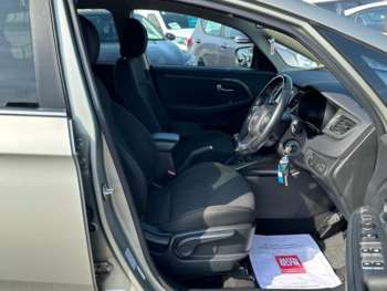 Used Kia Carens 2018 for sale - 73888558: Photo