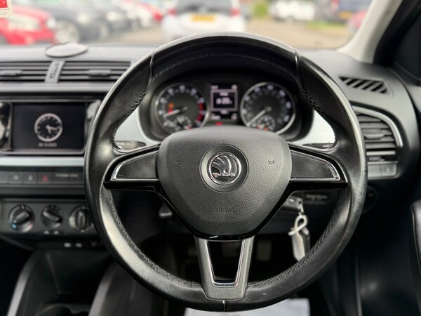 Used Skoda Fabia 2015 for sale - 76147638: Photo 6