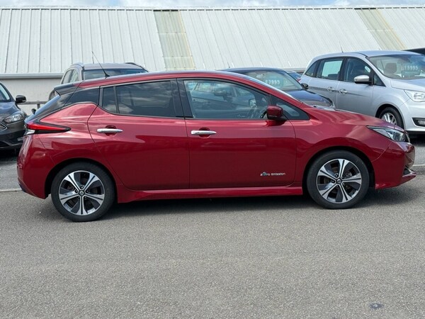 Used Nissan Leaf 2019 for sale - 74105293: Photo 2