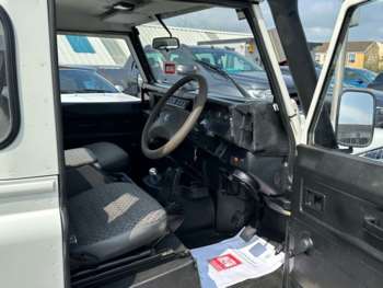 Used Land Rover Defender 2005 for sale - 71585860: Photo