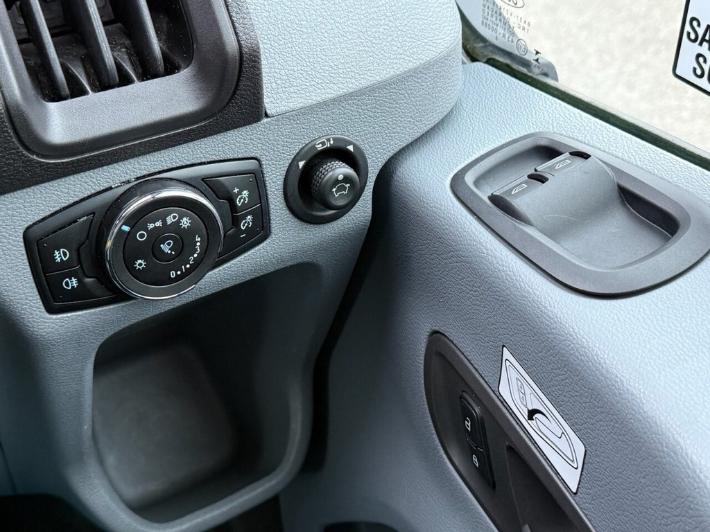 Used Ford Transit 2017 for sale - 74015851: Photo 12