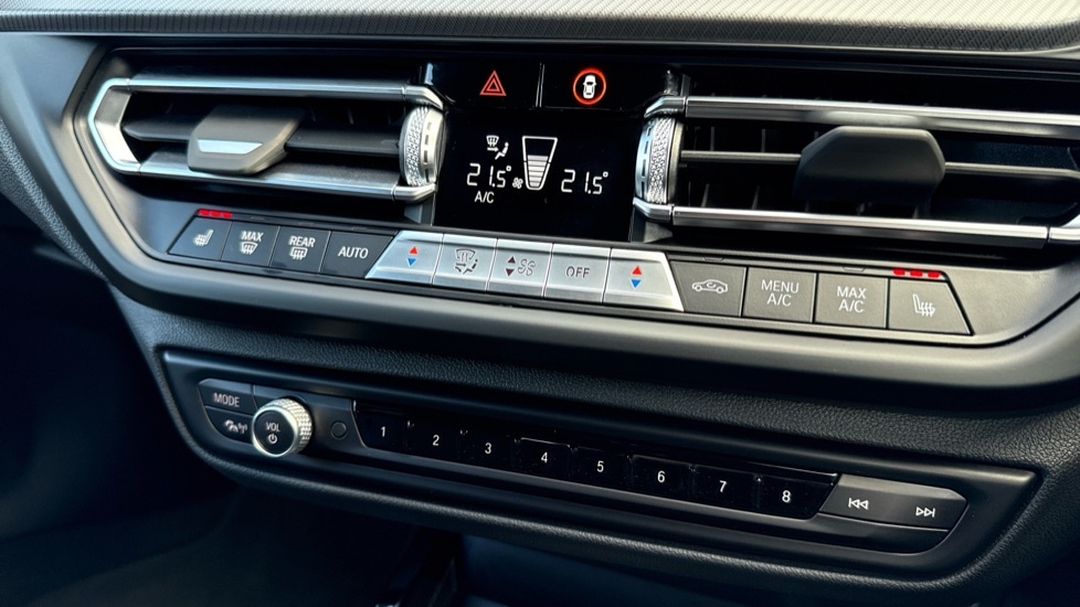 Used BMW 1 Series 2023 for sale - 76870553: Photo 32