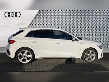 Used Audi A3 2022 for sale - 76146209: Photo