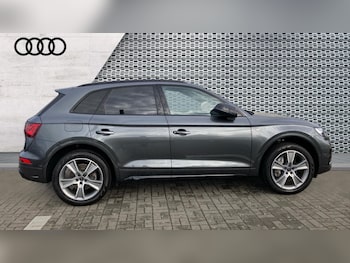 Used Audi Q5 2024 for sale - 77010270: Photo