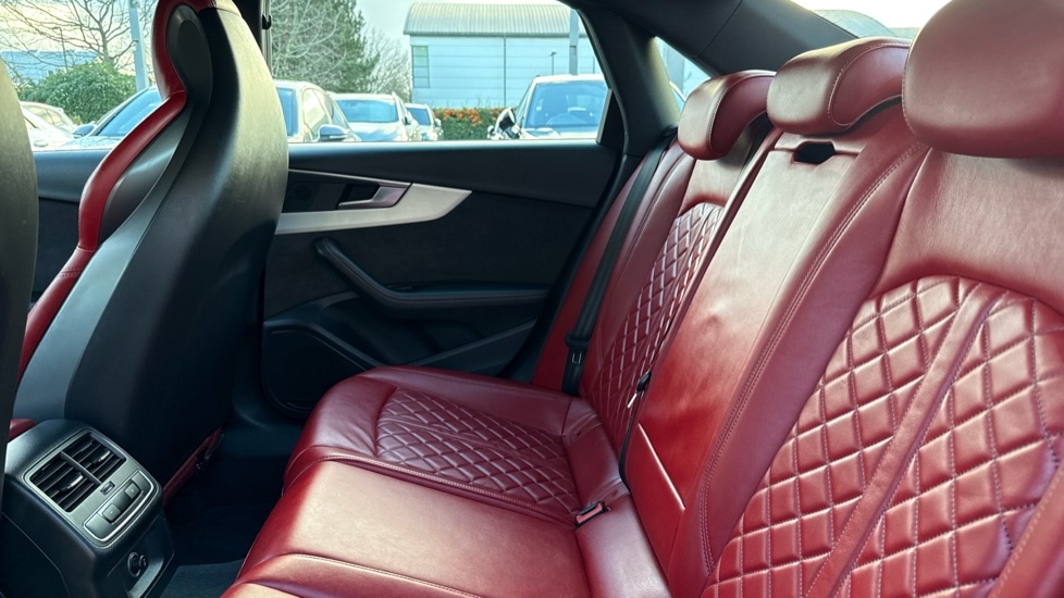 Used Audi A4 2017 for sale - 76872646: Photo 15