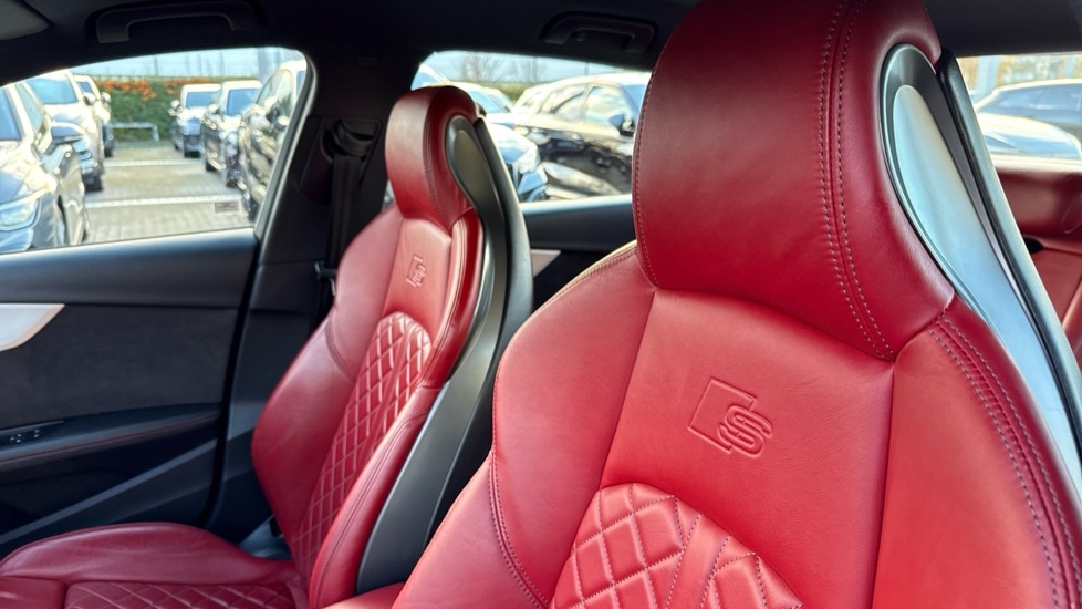 Used Audi A4 2017 for sale - 76872646: Photo 17