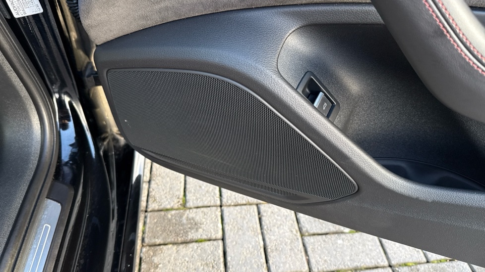 Used Audi A4 2017 for sale - 76872646: Photo 32