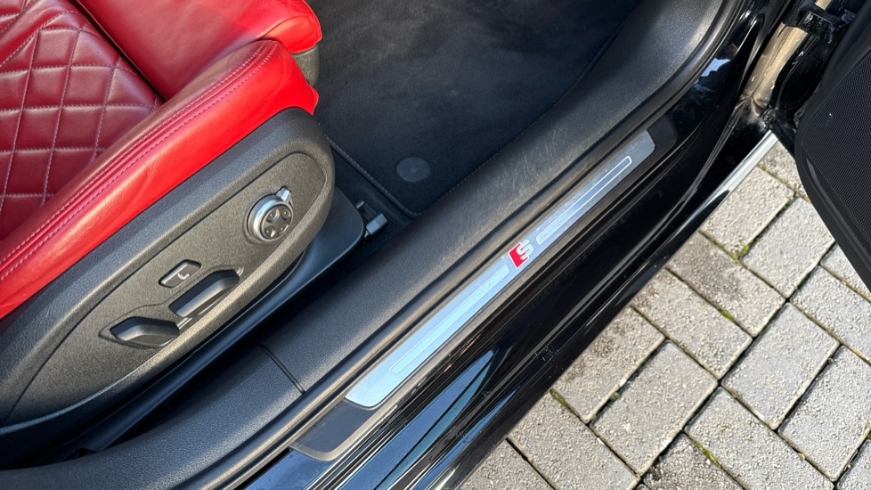 Used Audi A4 2017 for sale - 76872646: Photo 40