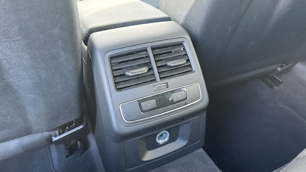 Used Audi A4 2023 for sale - 76154656: Photo 37