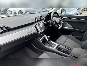 Used Audi Q3 2023 for sale - 75868180: Photo