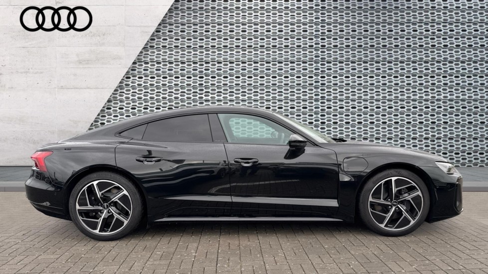 Used Audi e-tron GT 2025 for sale - 76660978: Photo 4