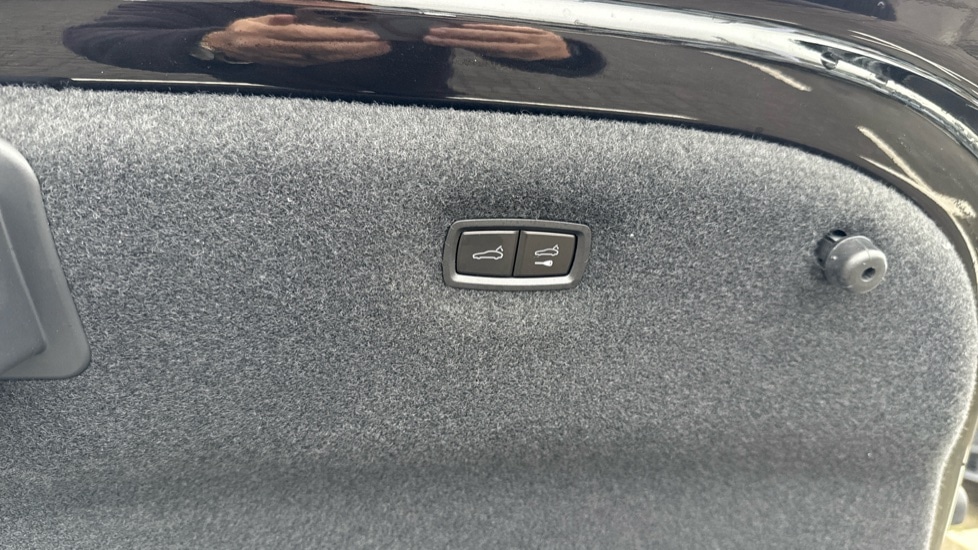 Used Audi e-tron GT 2025 for sale - 76660978: Photo 43