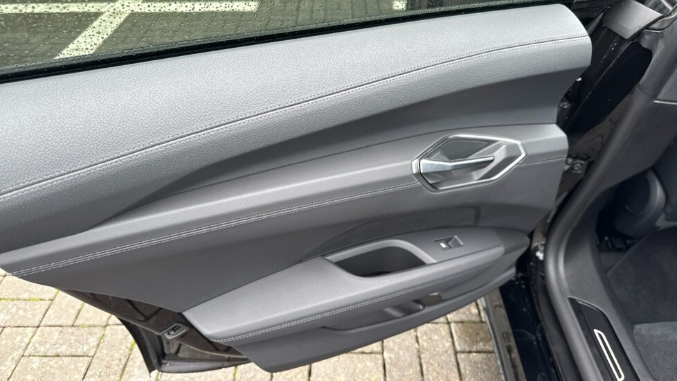 Used Audi e-tron GT 2025 for sale - 76660978: Photo 46