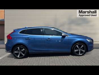 Used Volvo V40 2019 for sale - 74962882: Photo