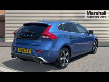 Used Volvo V40 2019 for sale - 74962882: Photo
