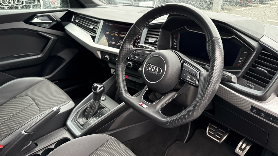 Used Audi A1 2023 for sale - 76146174: Photo 6