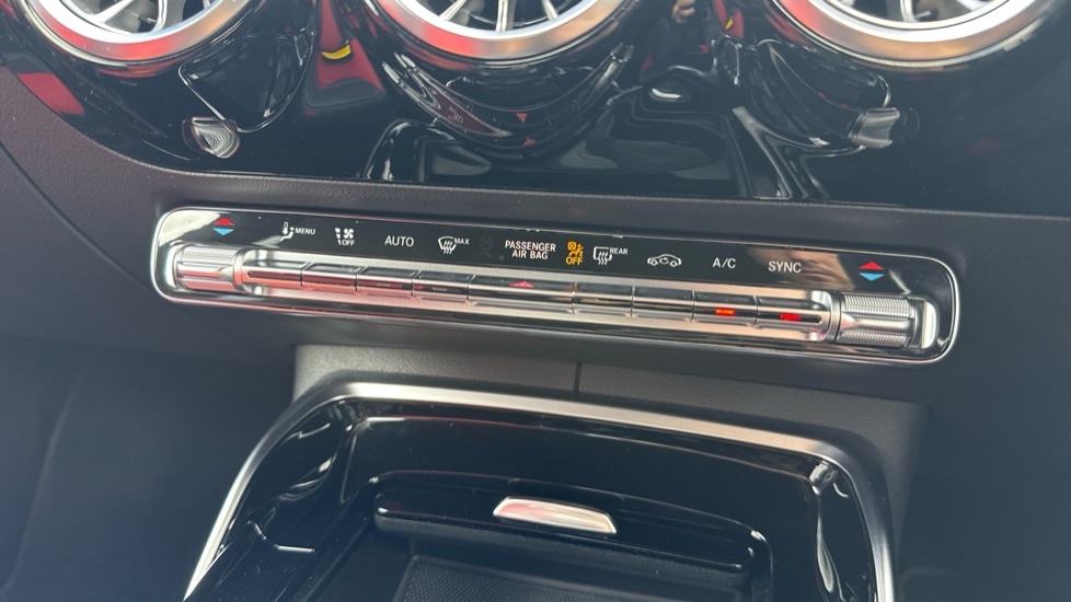 Used Mercedes-Benz CLA 2023 for sale - 76180156: Photo 44