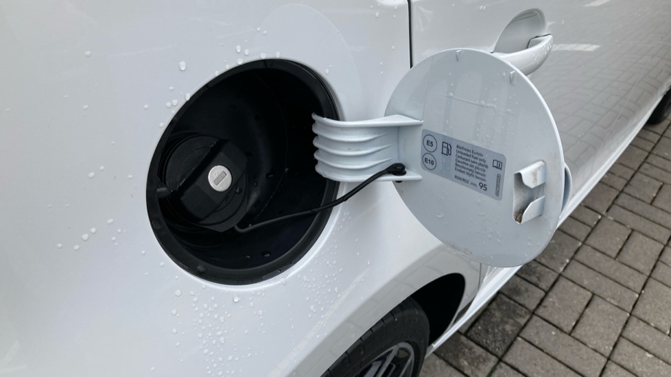 Used Volkswagen up! 2022 for sale - 76869742: Photo 21