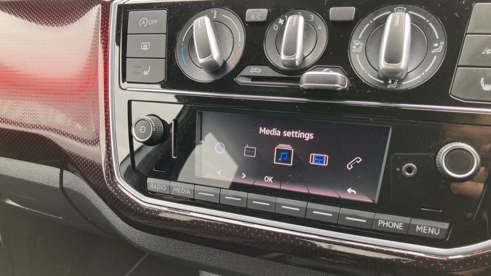 Used Volkswagen up! 2022 for sale - 76869742: Photo 26