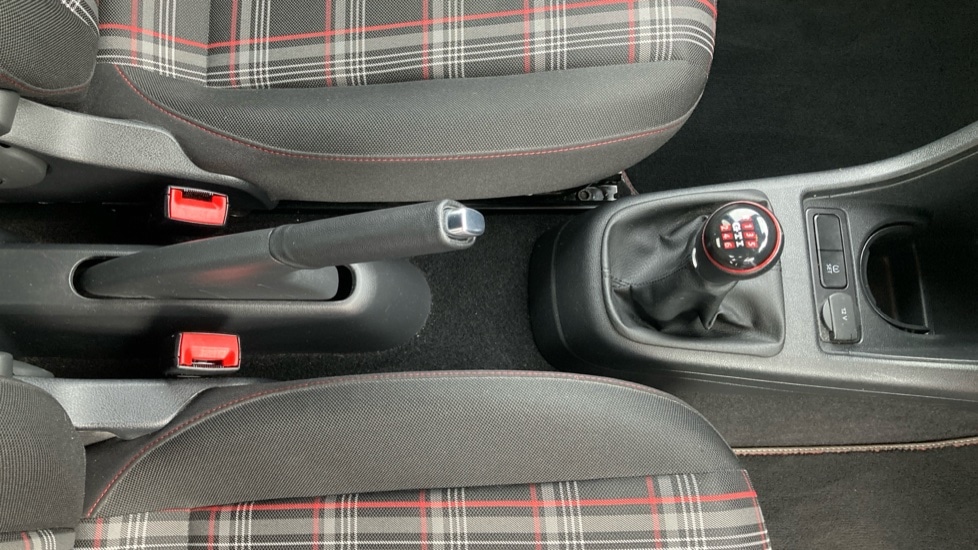 Used Volkswagen up! 2022 for sale - 76869742: Photo 28