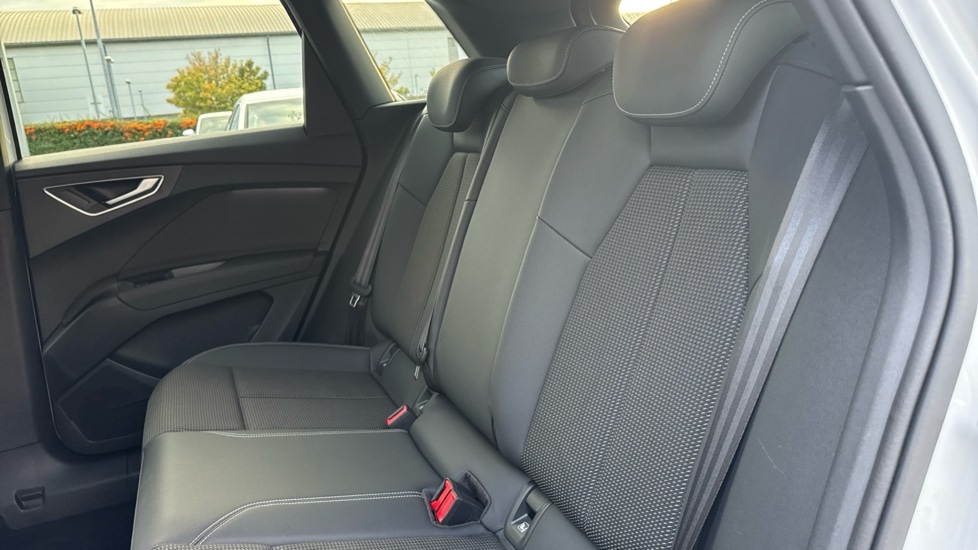 Used Audi Q4 e-tron 2023 for sale - 76870988: Photo 15