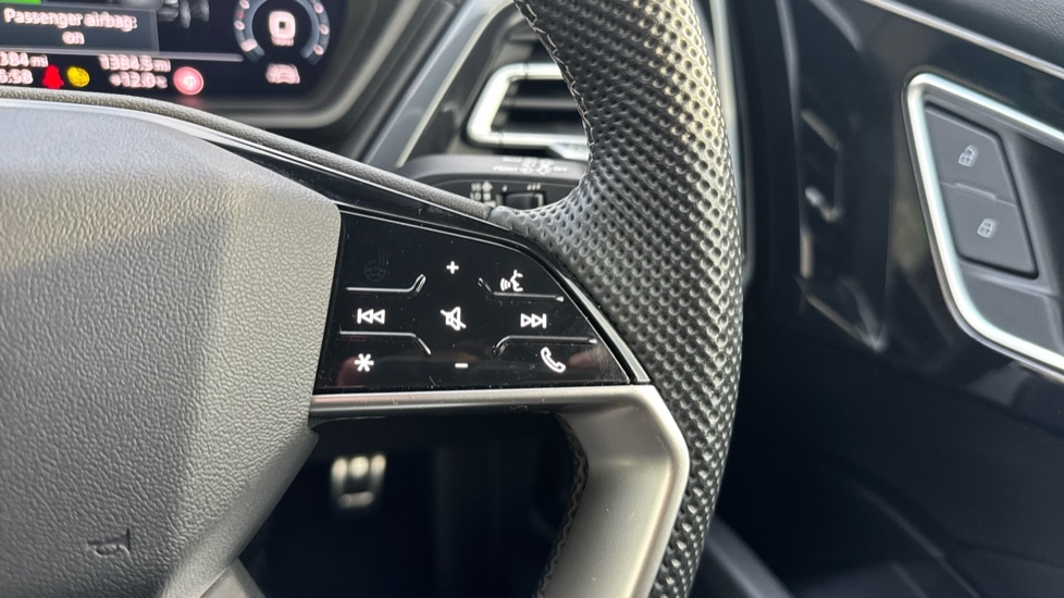 Used Audi Q4 e-tron 2023 for sale - 76870988: Photo 23