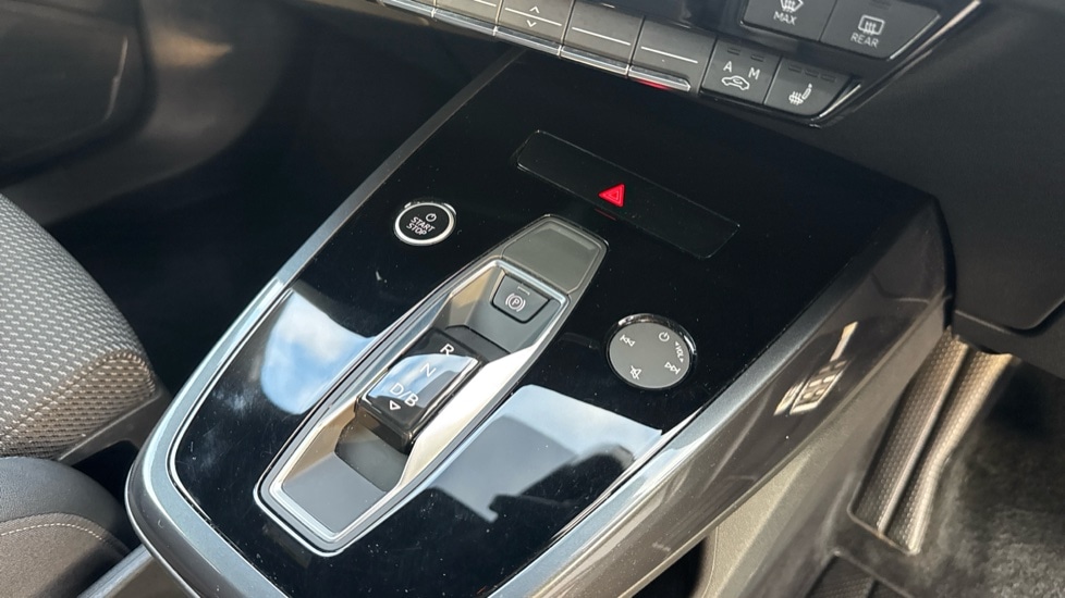 Used Audi Q4 e-tron 2023 for sale - 76870988: Photo 26