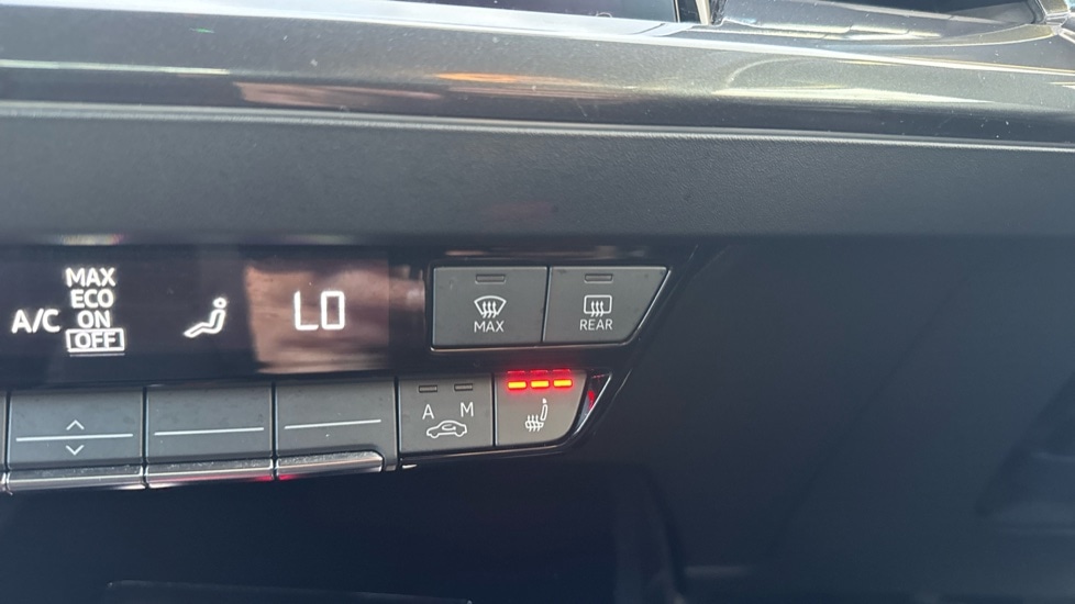 Used Audi Q4 e-tron 2023 for sale - 76870988: Photo 39