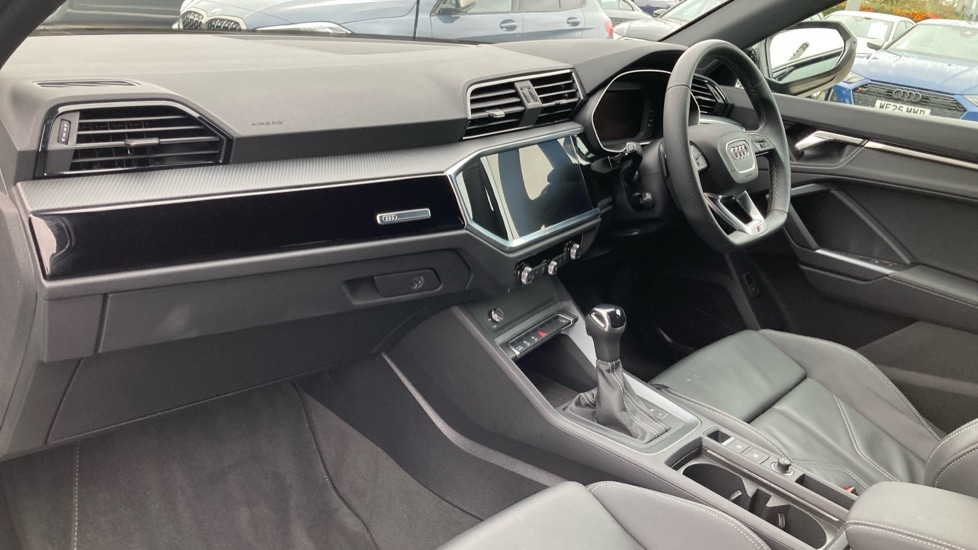 Used Audi Q3 2025 for sale - 76888827: Photo 2