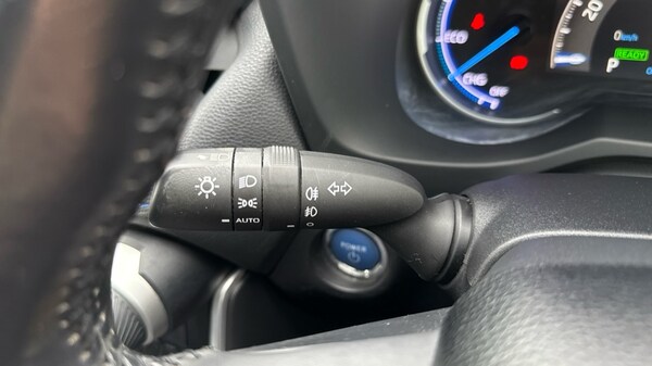 Used Toyota RAV4 2019 for sale - 76112092: Photo 25