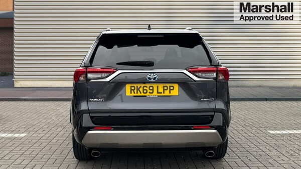 Used Toyota RAV4 2019 for sale - 76112092: Photo 4