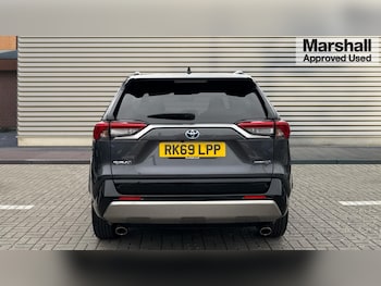 Used Toyota RAV4 2019 for sale - 76112092: Photo 4