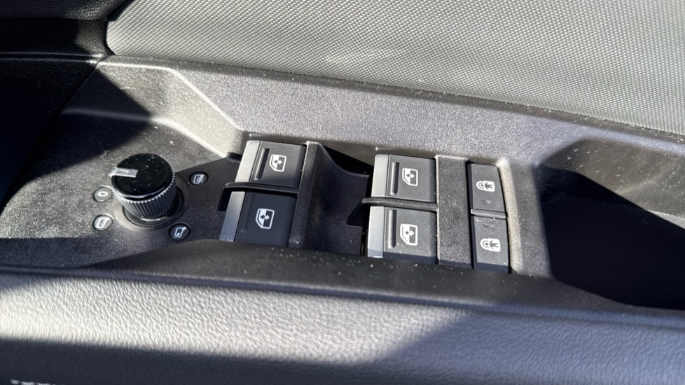 Used Audi Q4 e-tron 2025 for sale - 76872070: Photo 47