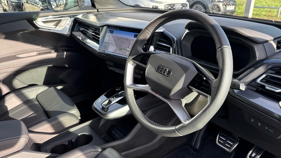 Used Audi Q4 e-tron 2025 for sale - 76872070: Photo 6