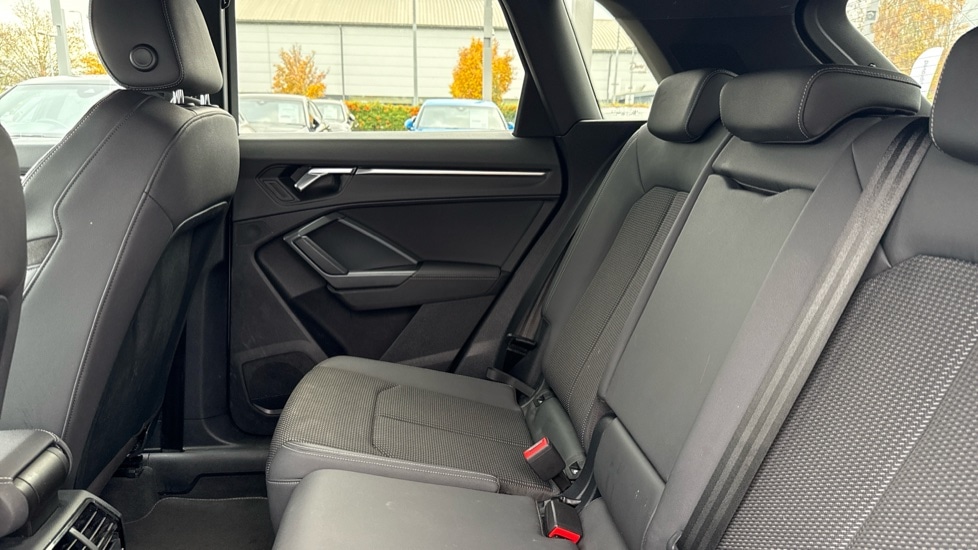 Used Audi Q3 2020 for sale - 76870779: Photo 15