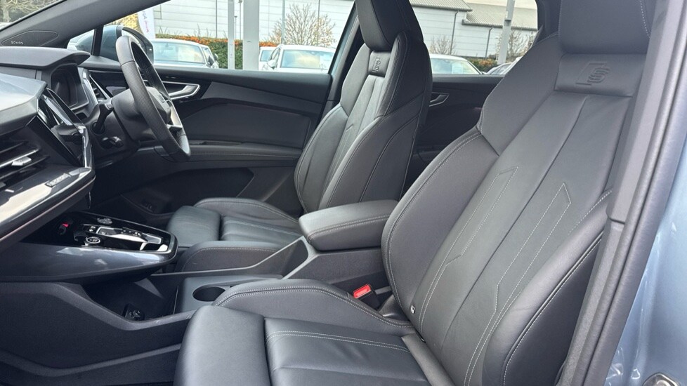 Used Audi Q4 e-tron 2025 for sale - 76229158: Photo 17