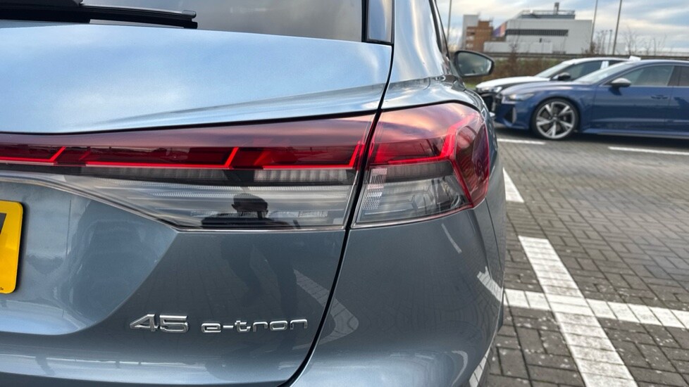 Used Audi Q4 e-tron 2025 for sale - 76229158: Photo 33