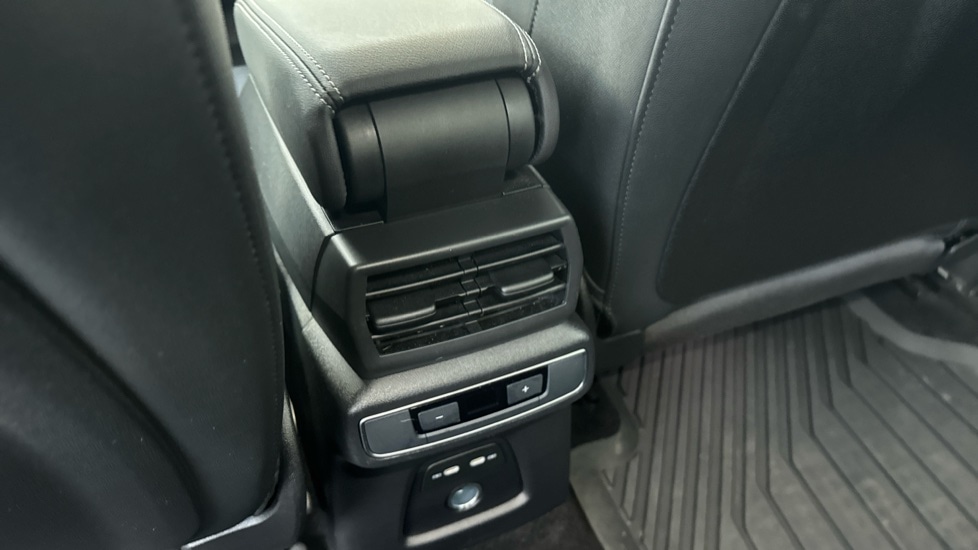 Used Audi Q4 e-tron 2025 for sale - 76229158: Photo 37