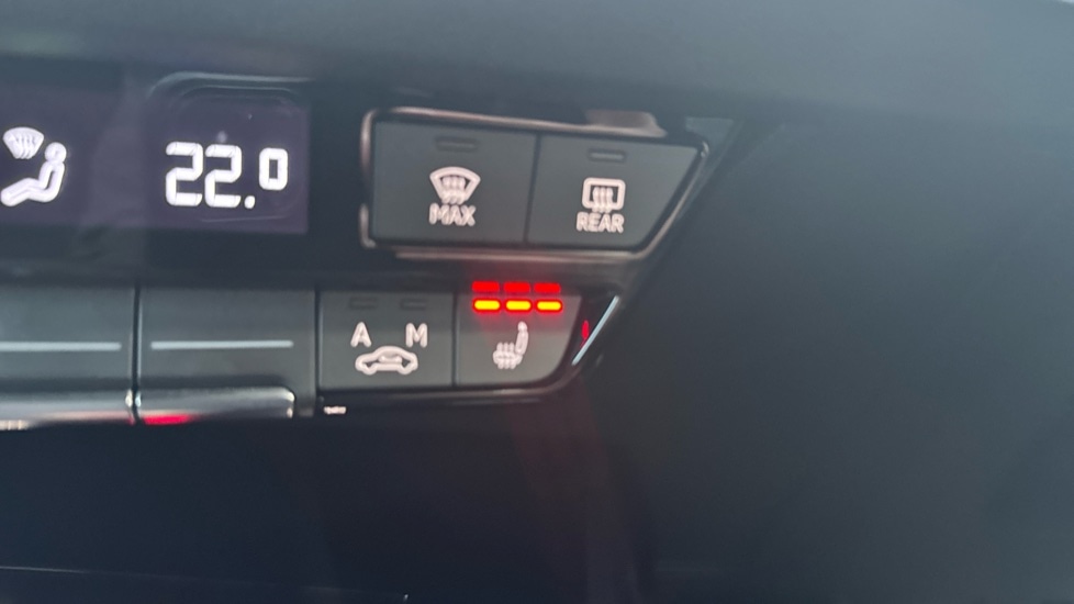 Used Audi Q4 e-tron 2025 for sale - 76229158: Photo 39