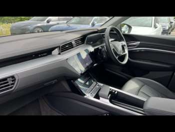 Used Audi Q8 2024 for sale - 72286704: Photo