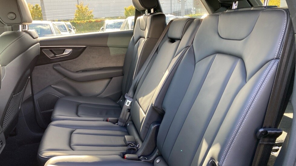 Used Audi Q7 2025 for sale - 76870646: Photo 15