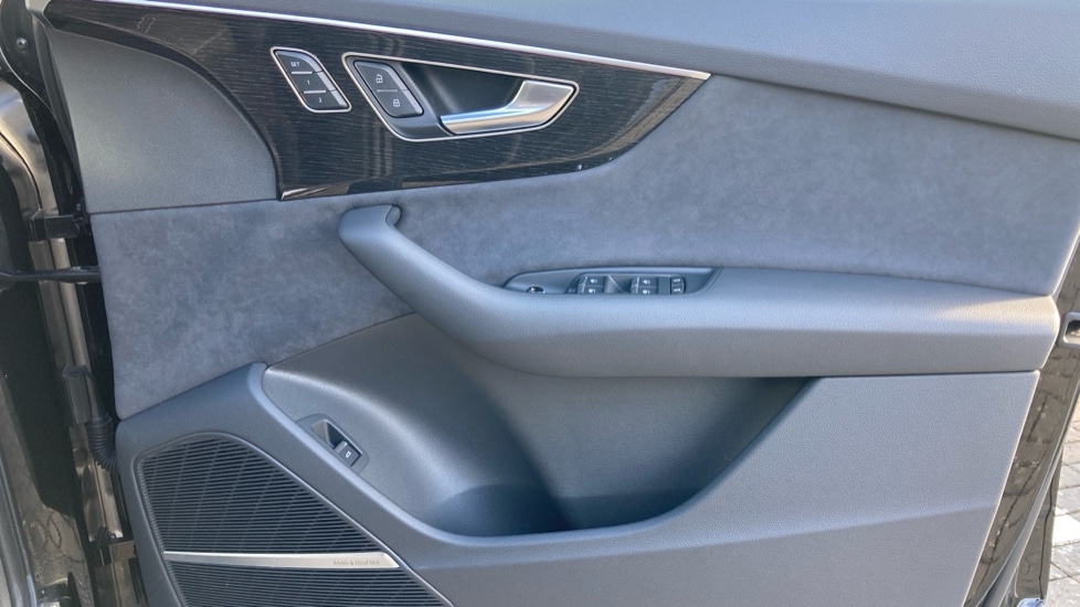 Used Audi Q7 2025 for sale - 76870646: Photo 28