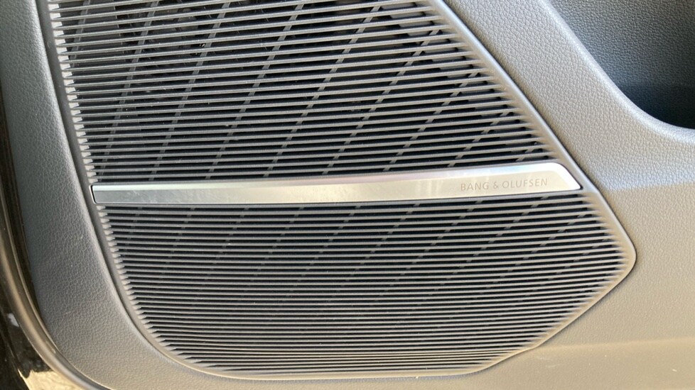 Used Audi Q7 2025 for sale - 76870646: Photo 32