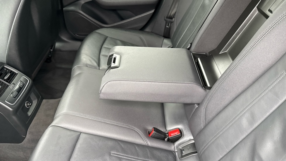 Used Audi A4 2022 for sale - 76008066: Photo 44